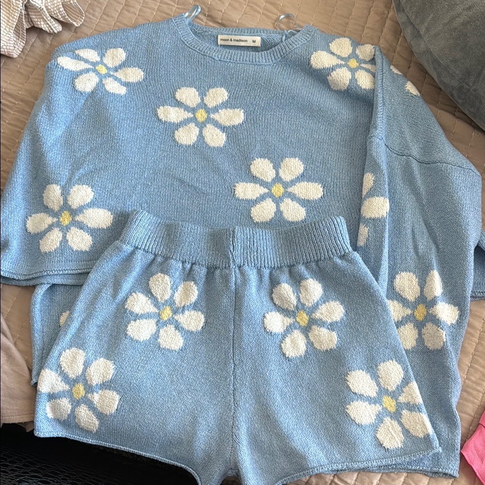 Blue Floral Knit Sweater and Shorts Set